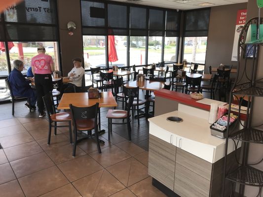 Joe's Cafe & Donuts & King Cakes by null