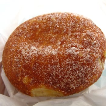 Leonard's Bakery - Malasada (5.27.10) - Bakeries Near Me - Honolulu, Hawaii