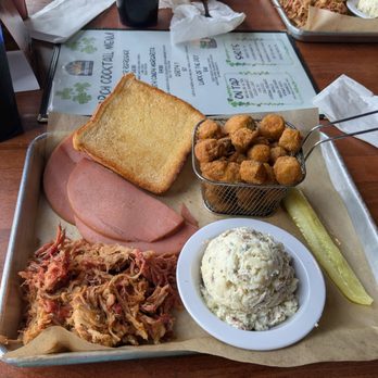 BrickHouse Barbecue & Brew - Barbeque Near Me - Liberal, Kansas