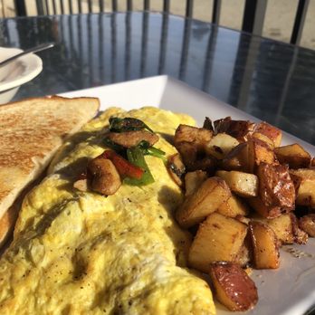 George's Cafe - Breakfast & Brunch Near Me - West Covina, California