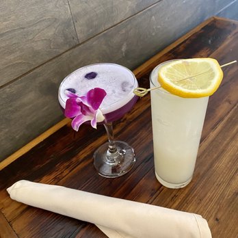 The Ginger Mule - Drinks! Butterfly lover + lemonade - Vegan Near Me - Houston, Texas