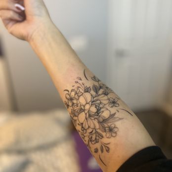 Inkindle Tattoo Studio - Second skin removed - day 4 healing :) - Tattoo Near Me - Rolling Hills, California Inkindle Tattoo Studio - Second skin removed - day 4 healing :) - Tattoo Near Me - Rolling Hills, California