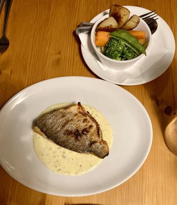 Danielle's Bistro by null