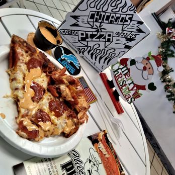 Chicagos Pizza - Pizza Near Me - Allen Park, Michigan