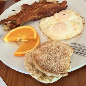 Big Sur Roadhouse - Roadhouse Breakfast - Breakfast & Brunch Near Me - Big Sur, California