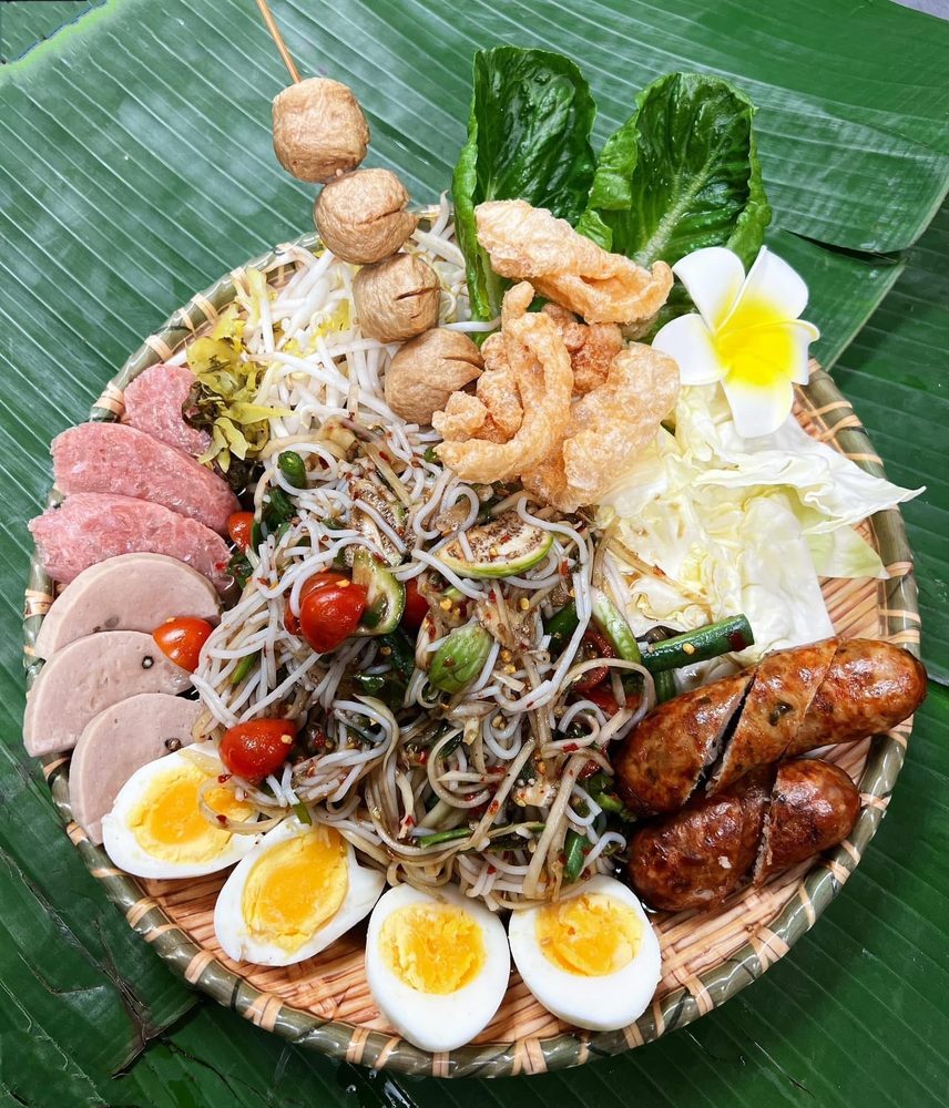 Jumpa Lao Thai Bistro - Photo 1