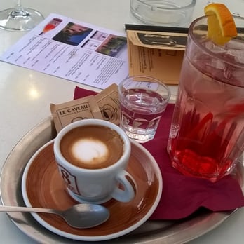 Le Caveau - Wine Bars Near Me - Prague, Puerto Rico