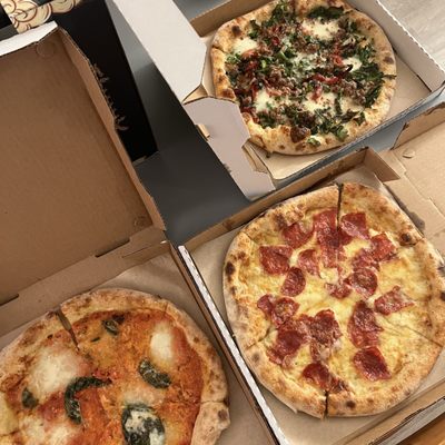 Superfine Pizza by null