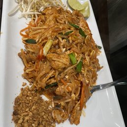 Pork pad thai Pork pad thai