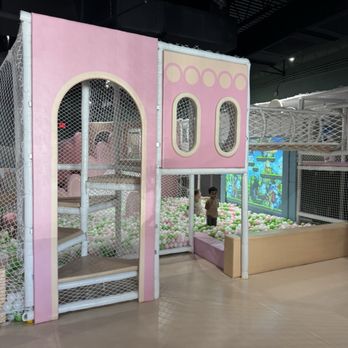 Archie's Cafe & Play Center - Cafes Near Me - Orlando, Florida