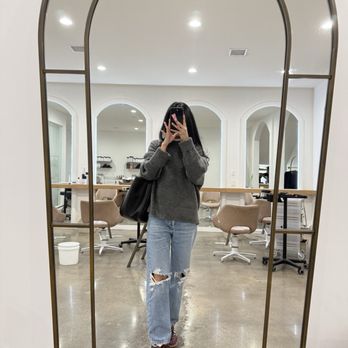 luxseries salon - Mirror - Hair Salons Near Me - Irvine, California