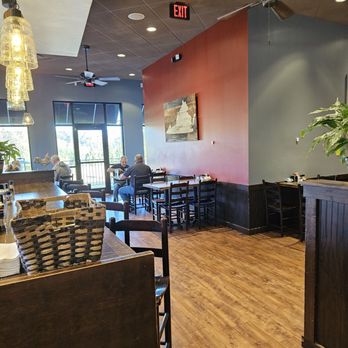 Famous Toastery Keagy Village - The Host's station and entrance to the restaurant's dining room areas. - Breakfast & Brunch Near Me - Roanoke, Virginia Famous Toastery Keagy Village - The Host's station and entrance to the restaurant's dining room areas. - Breakfast & Brunch Near Me - Roanoke, Virginia