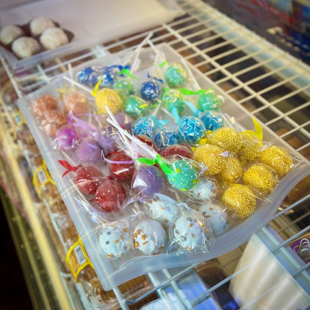 Papillon International Bakery - Cake pops!! - Bakeries Near Me - Glendale, California Papillon International Bakery - Cake pops!! - Bakeries Near Me - Glendale, California