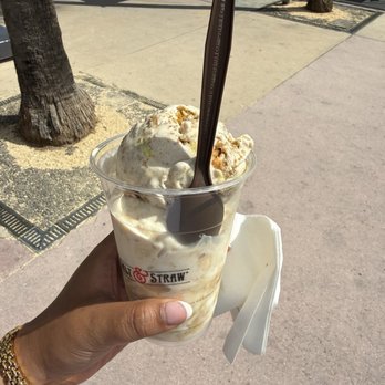 Salt & Straw - The Salty Donut Guava Cheese, Sea Salt with Caramel Ribbon, Jack OLantern Pumpkin Bread - Ice Cream & Frozen Yogurt Near Me - Miami Beach, Florida
