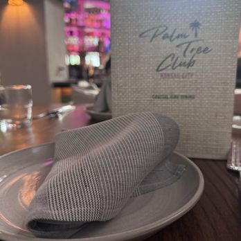 Palm Tree - place setting - Wine Bars Near Me - Kansas City, Missouri Palm Tree - place setting - Wine Bars Near Me - Kansas City, Missouri