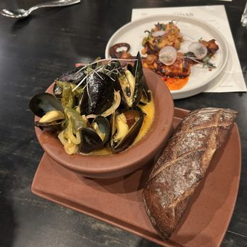 Tzuco - Mejillones Dinner - Mexican Near Me - Chicago, Illinois Tzuco - Mejillones Dinner - Mexican Near Me - Chicago, Illinois