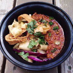 Zha-jiang mian (spicy minced pork noodles) looked better than it tasted ($10.50) Zha-jiang mian (spicy minced pork noodles) looked better than it tasted ($10.50)