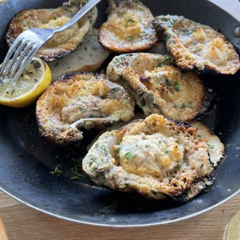 Pier 6 - Prestige oysters - Seafood Near Me - San Leon, Texas
