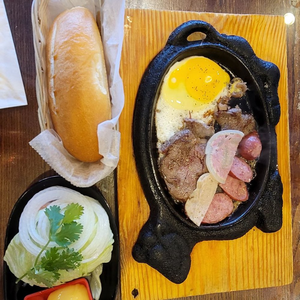 Mon Viet Cafe - Vietnamese Near Me - Arlington, Texas Mon Viet Cafe - Vietnamese Near Me - Arlington, Texas