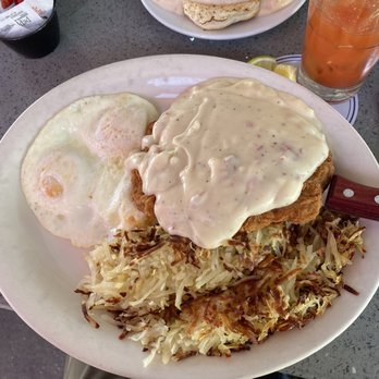 Cappys Cafe - Fabulous chicken fried steak with gravy upon gravy - Breakfast & Brunch Near Me - Newport Beach, California