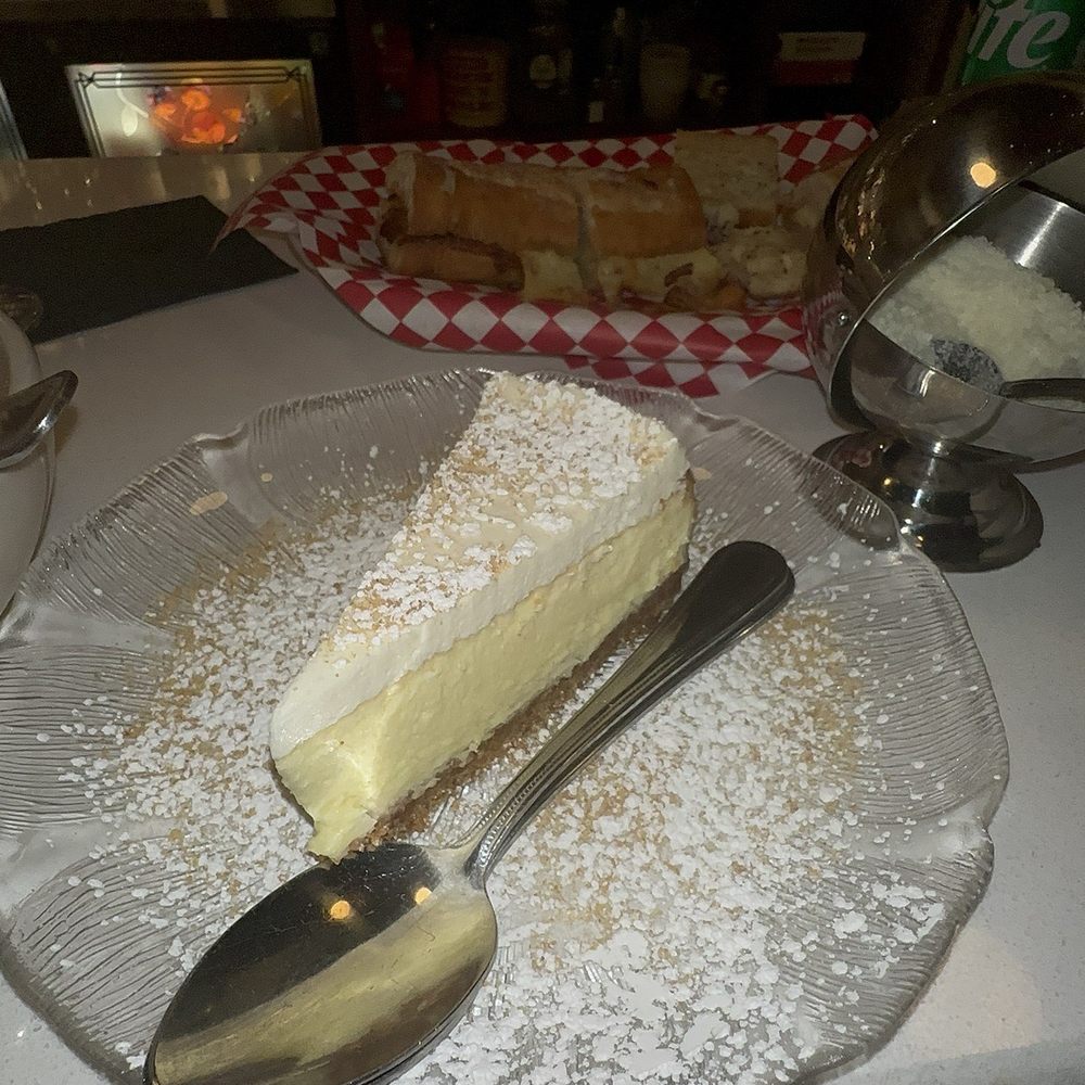 Cocozza - Lemon cheesecake - Italian Near Me - Memphis, Tennessee
