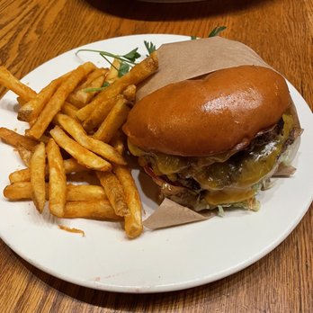 The Kettle - The Highlander - Diners Near Me - Manhattan Beach, California The Kettle - The Highlander - Diners Near Me - Manhattan Beach, California