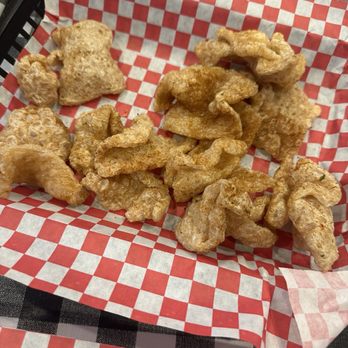 Swifty Pig BBQ - Small pork skins - Food Trucks Near Me - Jonesborough, Tennessee Swifty Pig BBQ - Small pork skins - Food Trucks Near Me - Jonesborough, Tennessee