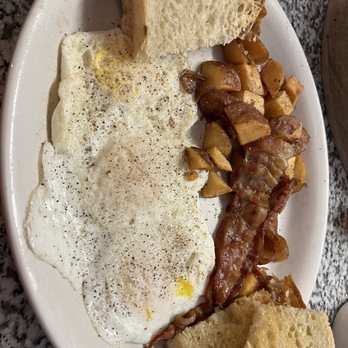 Laker’s Sweets & Treats - 3 Eggs, crispy home fries, bacon, & home made toast - Breakfast & Brunch Near Me - Chaumont, New York
