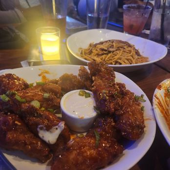 Yard House - wings 5/5 - New American Near Me - New York, New York Yard House - wings 5/5 - New American Near Me - New York, New York