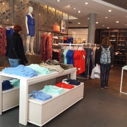 s.Oliver Store