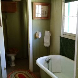 Bailey House - The Bailey House bathroom