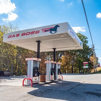Gas Boss - a gas station on the side of a road - Grocery Near Me - Bon Aqua, Tennessee Gas Boss - a gas station on the side of a road - Grocery Near Me - Bon Aqua, Tennessee