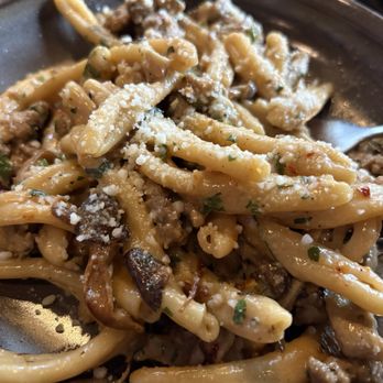 Olio - Sausage mushroom pasta - Italian Near Me - Bayport, Minnesota Olio - Sausage mushroom pasta - Italian Near Me - Bayport, Minnesota