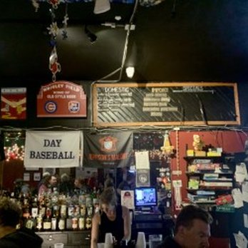 Nisei Lounge - Different view of the bar - Dive Bars Near Me - Chicago, Illinois Nisei Lounge - Different view of the bar - Dive Bars Near Me - Chicago, Illinois