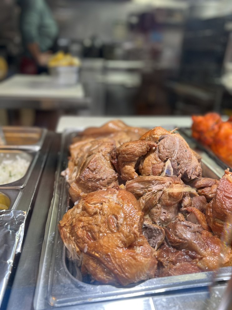 4 WAY MEAT MARKET Updated April 2024 403 Cooper Rd, Oxnard