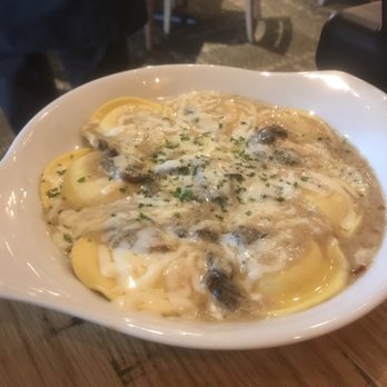 Olive Garden Italian Restaurant - Ravioli - Italian Near Me - Orlando, Florida Olive Garden Italian Restaurant - Ravioli - Italian Near Me - Orlando, Florida
