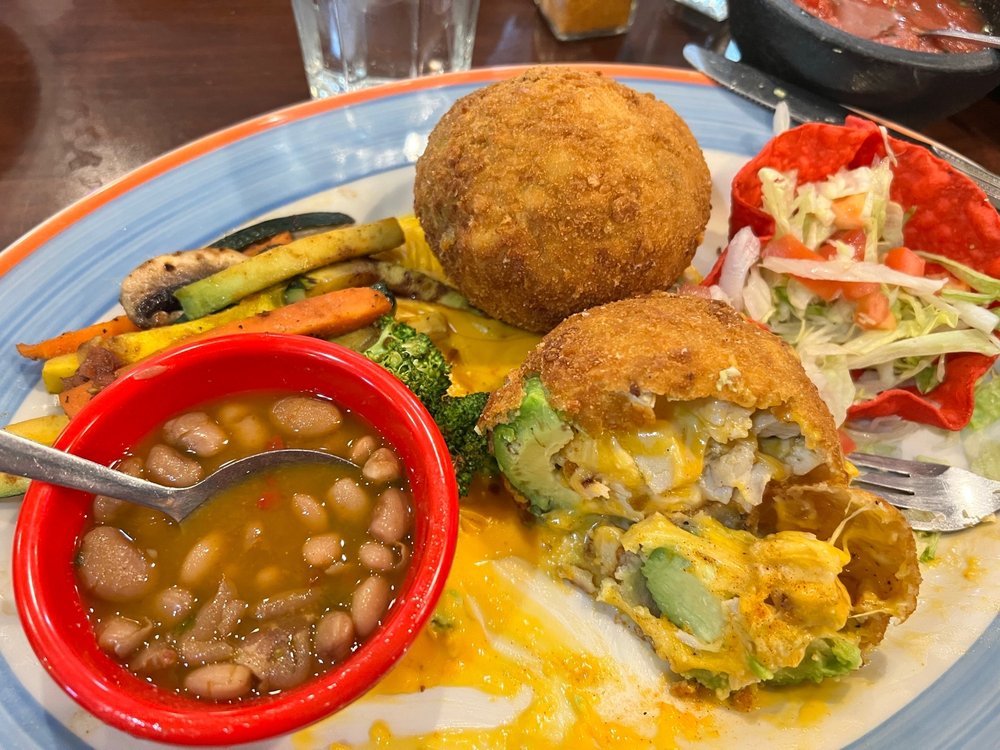 THE PLAZA RESTAURANT Updated November 2024 52 Photos & 102 Reviews