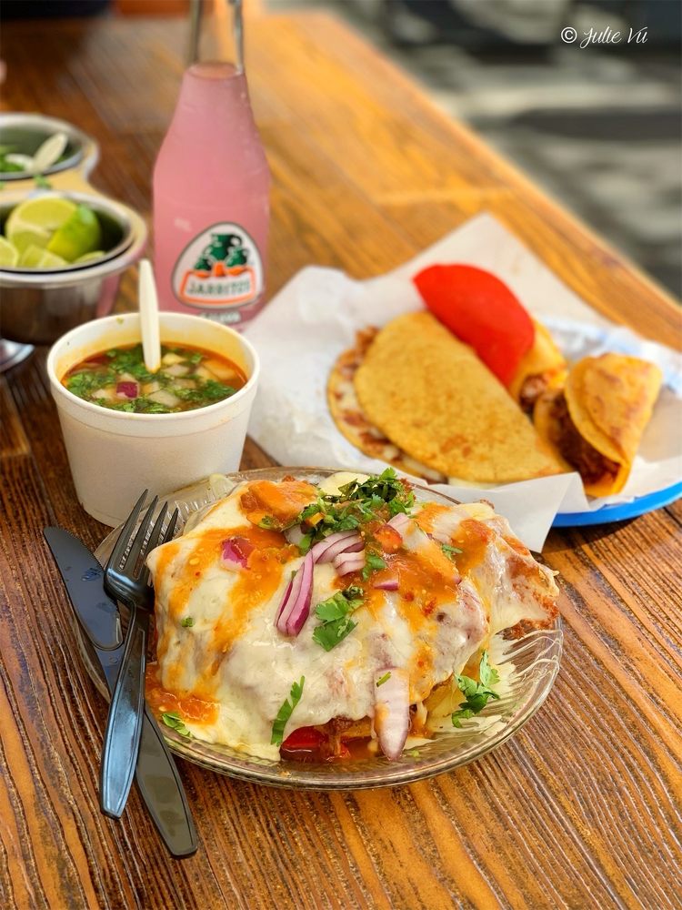 La Súper Birria