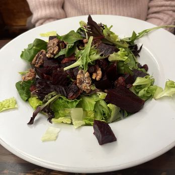 The Nook - Green salad - American Near Me - Charlottesville, Virginia