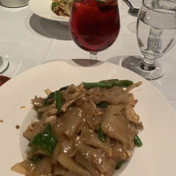 BKNY Thai Restaurant - Pad Kee Mao with chicken - Thai Near Me - Bayside, New York