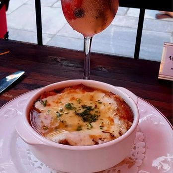 Bistro 1640 - French onion soup - French Near Me - Quebec City, Quebec
