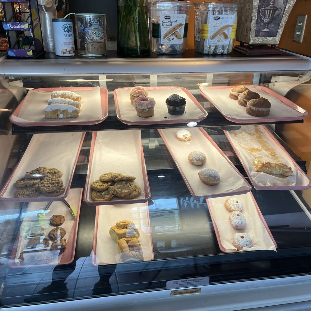 Blends - Pasteleria - Cafes Near Me - Gurabo, Puerto Rico