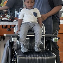 the DAPPERY Barber Shop