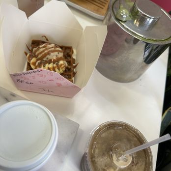 Third Culture Bakery - Berkeley - Mochi waffle and rich latte - Bakeries Near Me - Berkeley, California Third Culture Bakery - Berkeley - Mochi waffle and rich latte - Bakeries Near Me - Berkeley, California