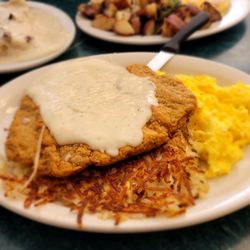 The Sixth Street Diner - Chicken fried steak
