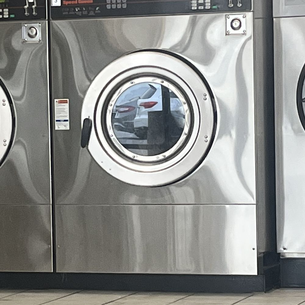 Grande Coin Laundry - The xl machine - Laundromat Near Me - Villa Park, Illinois Grande Coin Laundry - The xl machine - Laundromat Near Me - Villa Park, Illinois