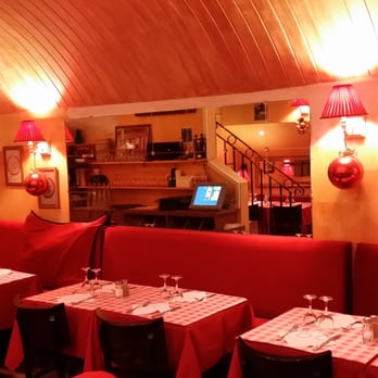 L'Oie qui Fume - Très belle salle du bas - French Near Me - Paris, 75 L'Oie qui Fume - Très belle salle du bas - French Near Me - Paris, 75