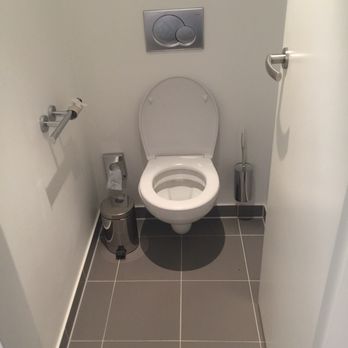 Novotel - The toilet was separate, yet inside our room. **bring your own toilet paper as it was like sandpaper compared to American toilet paper - Hotels Near Me - Munich, BY
