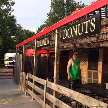 The Apple House - American Near Me - Linden, Virginia The Apple House - American Near Me - Linden, Virginia