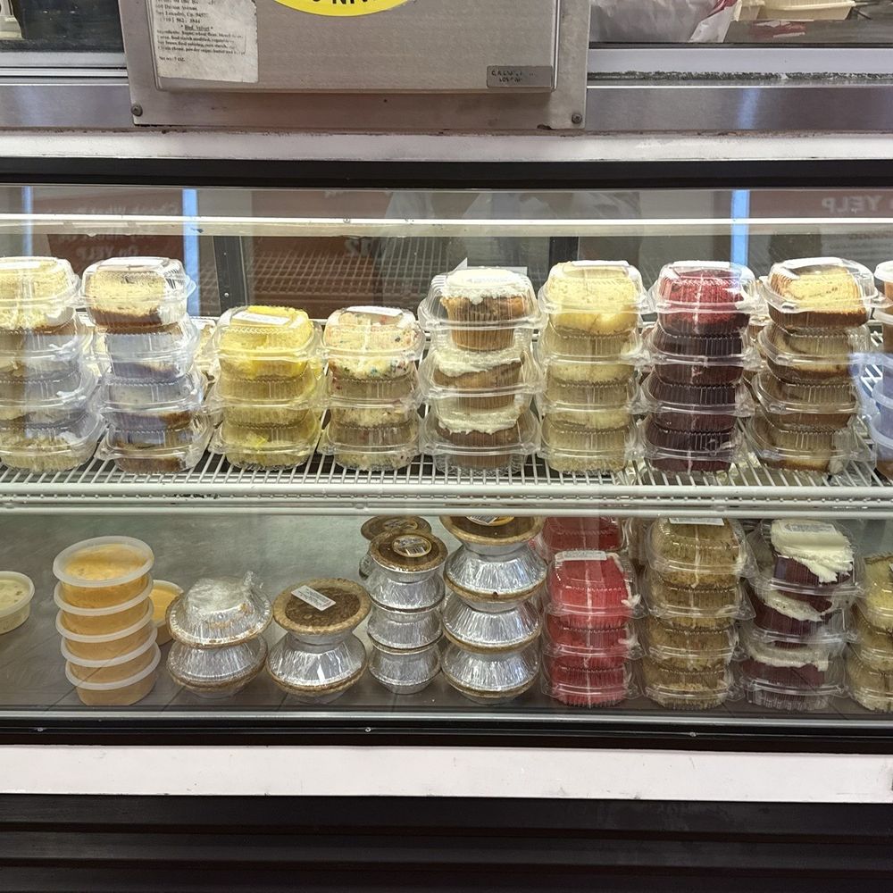 J J Fish and Chicken - Dessert - Seafood Near Me - Oakland, California J J Fish and Chicken - Dessert - Seafood Near Me - Oakland, California